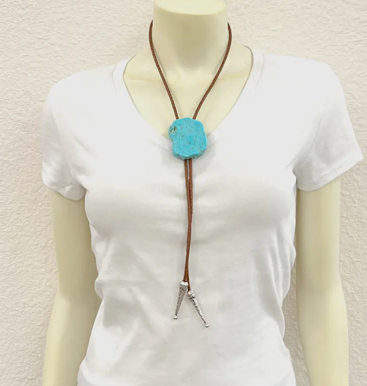 Turquoise Chunk Bolo